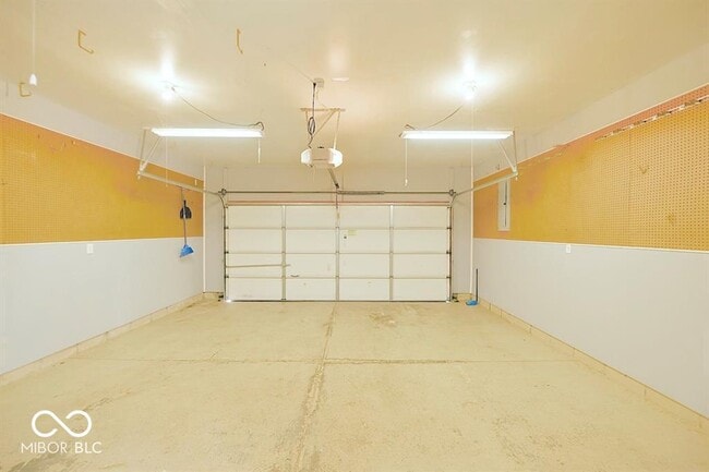 Building Photo - 10730 Alyssa Way