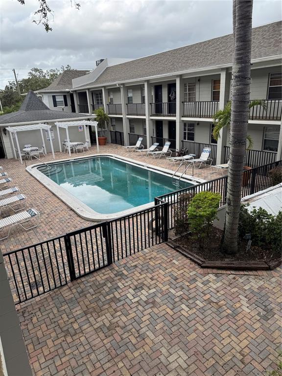 Building Photo - 5221 Bayshore Blvd