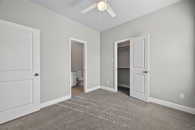 Building Photo - 4208 Old Spanish Trl