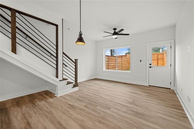 Building Photo - 21201 Portsmouth Cove