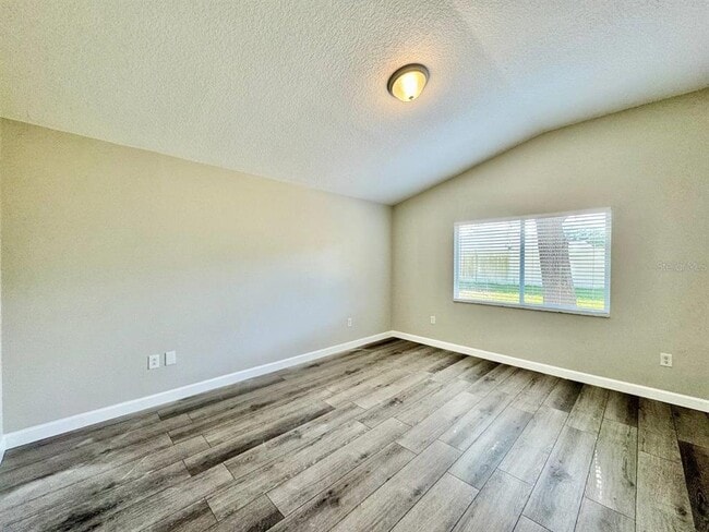 Building Photo - 18112 Canal Pointe St