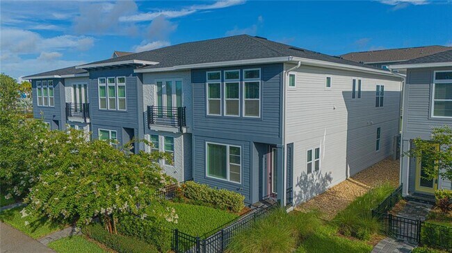 Building Photo - 8637 Tavistock Lakes Blvd