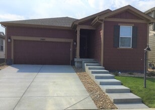 Building Photo - 2983 Cub Lake Dr