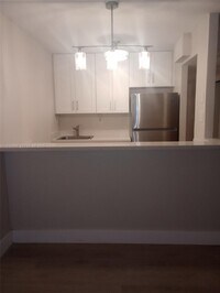 Building Photo - 5821 Washington St