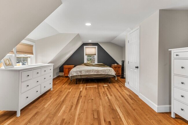 Building Photo - 191 Randolph St