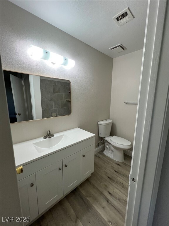 Building Photo - 1009 Willow Tree Dr