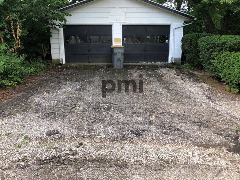 Building Photo - 1204 N Lincoln St