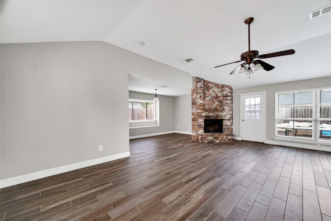 Building Photo - 3218 Tynemeadow Ct