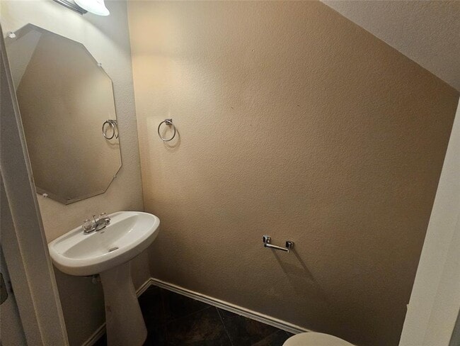 Building Photo - 10028 Milla Cir