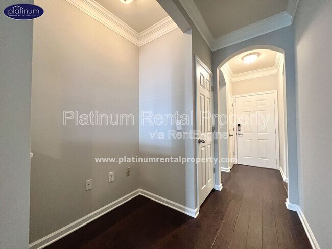 Building Photo - 1850 Cotillion Dr
