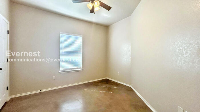 Building Photo - 194 Joanne Cv