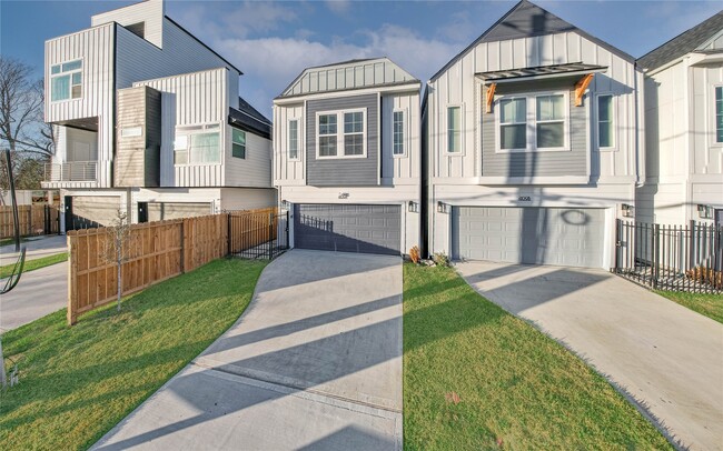 Building Photo - 4109 Hare St