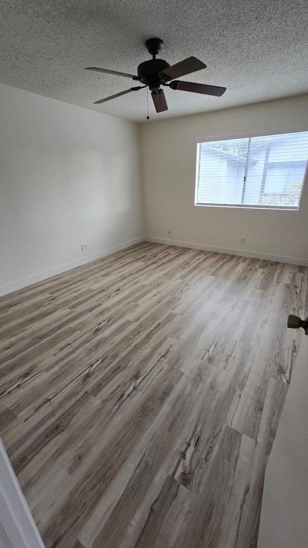 Building Photo - Yorba Linda 2 Bed Townhouse for Lease - Newly Remodeled