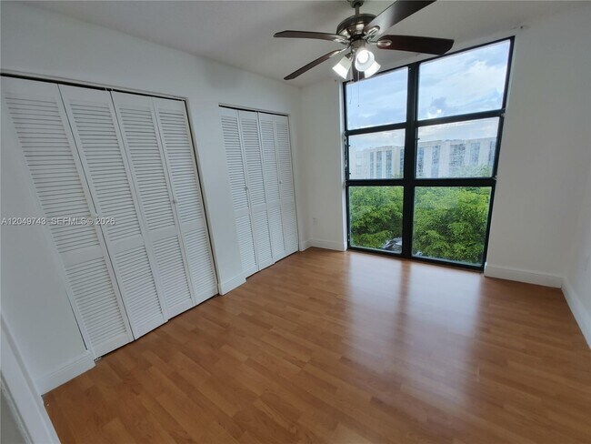 Building Photo - 11800 SW 18th St