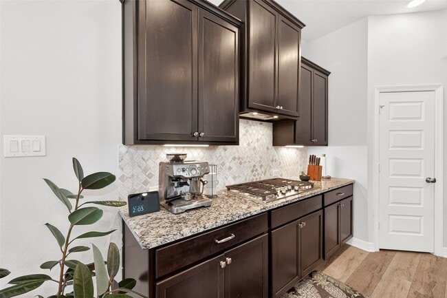 Building Photo - 6638 Albany Forest Ct