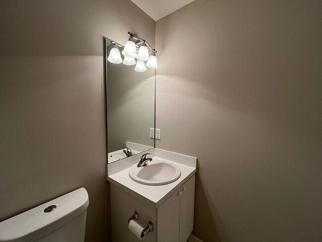 Building Photo - 5706 Osprey Cove Dr