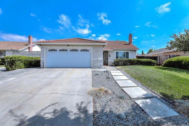 Primary Photo - 1060 Belford Dr