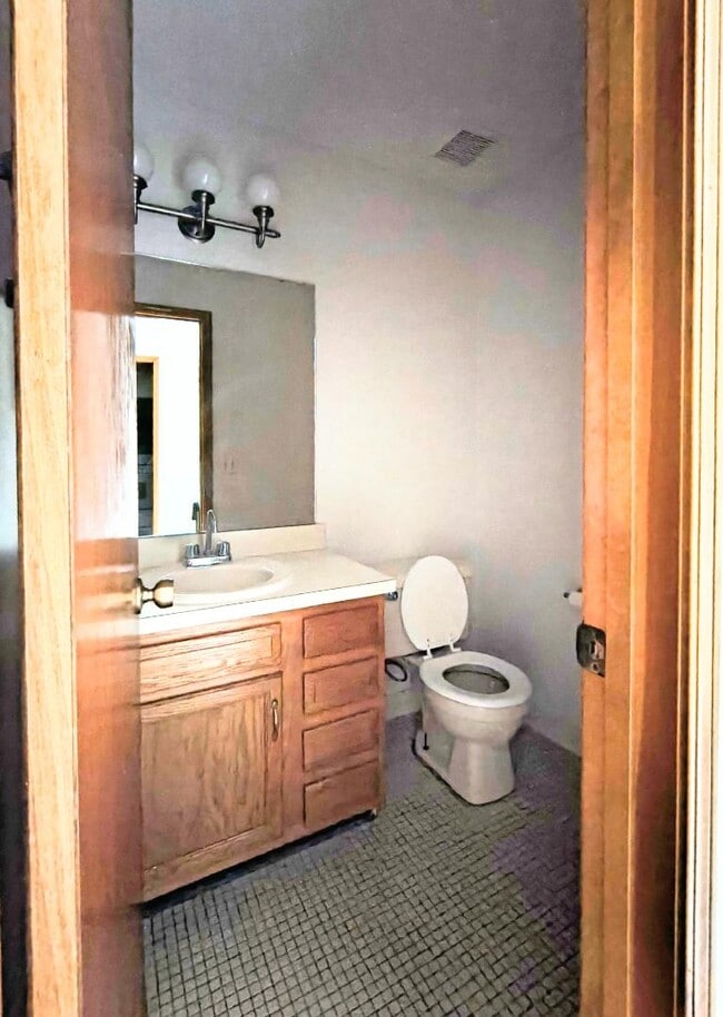 Building Photo - 3110 Paddle Creek Dr