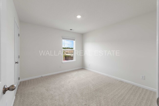 Building Photo - 12059 Sweet Almond Ln