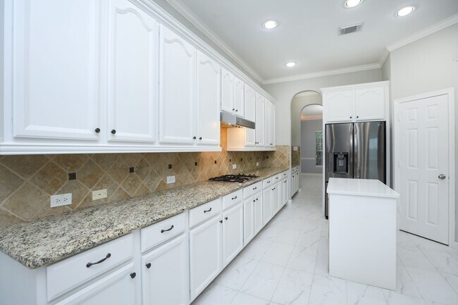 Building Photo - 21719 China Green Dr