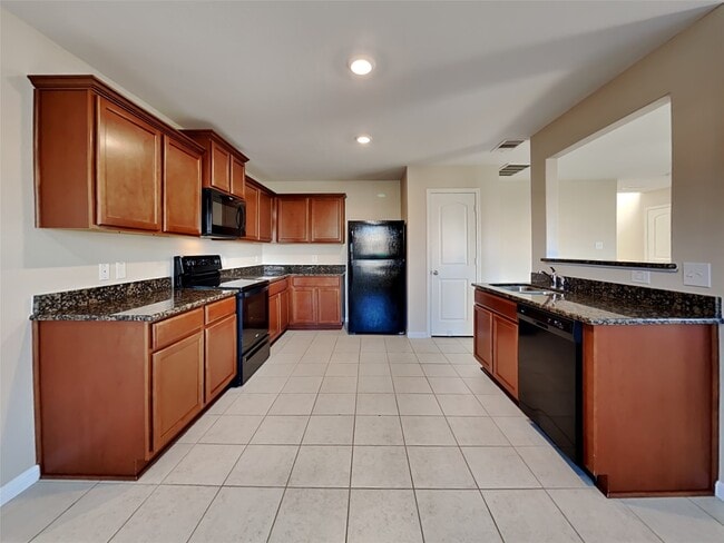 Building Photo - 729 Totem Trail Dr