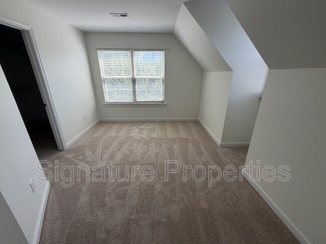 Building Photo - 1609 Cadmus Ct
