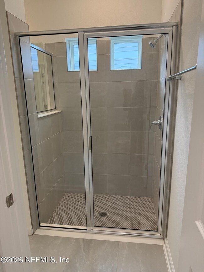 Building Photo - 644 Farmfield Dr