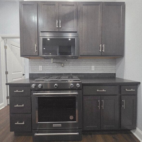 Building Photo - 768 N 26th St