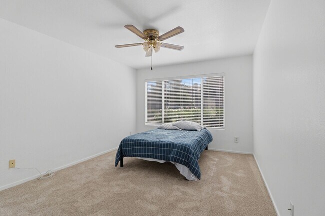 Building Photo - 3074 Tarpon