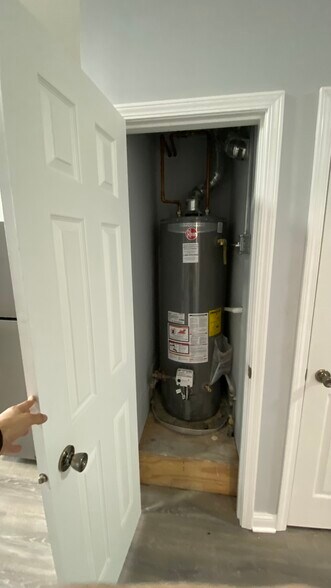 Boiler - 1621 W Cullerton St