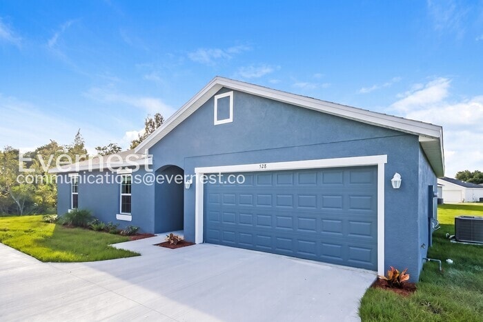 Building Photo - 528 Bristol Cir
