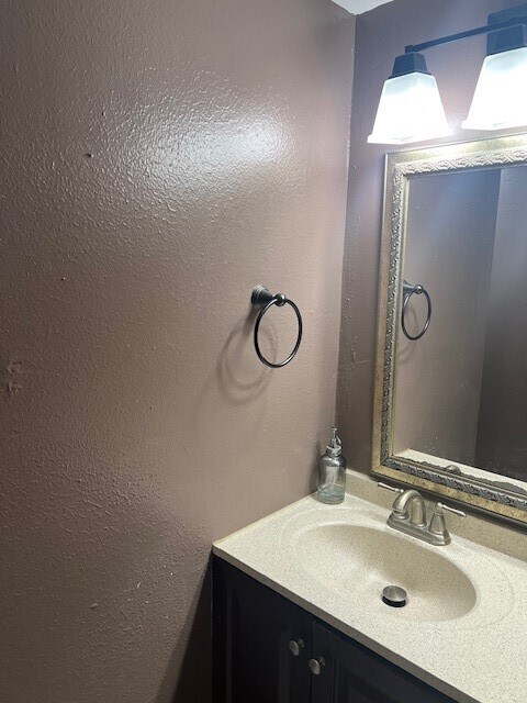 Building Photo - 8606 Carriage Creek Dr