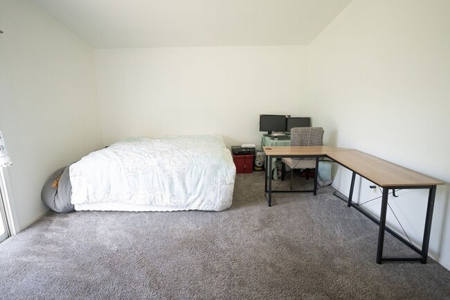 Building Photo - Must Apply to Schedule Viewing