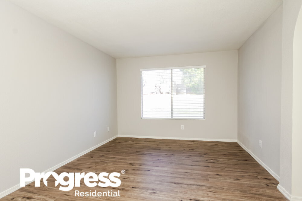 Building Photo - 208 W Oraibi Dr