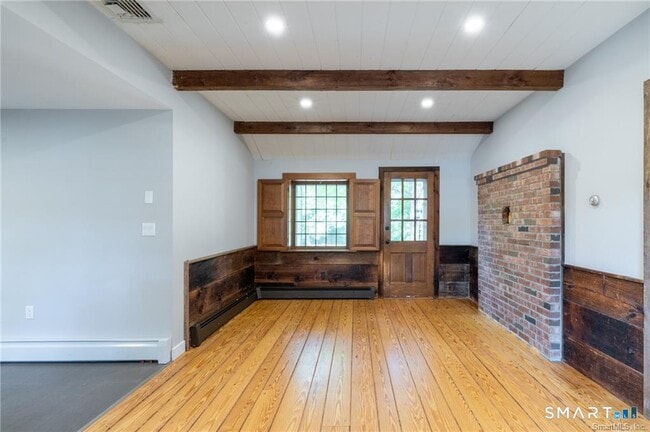 Building Photo - 37 Old Wheeler Ln