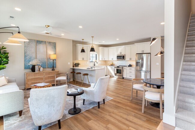 Building Photo - Hayden's Ridge - Meadowlark 4