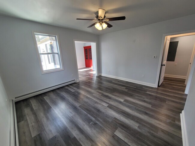 Building Photo - 22 South St