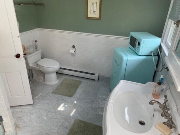 Building Photo - 30 Waldron St