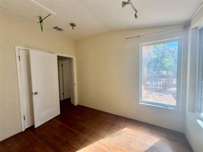 Building Photo - 3100 Wheeler St