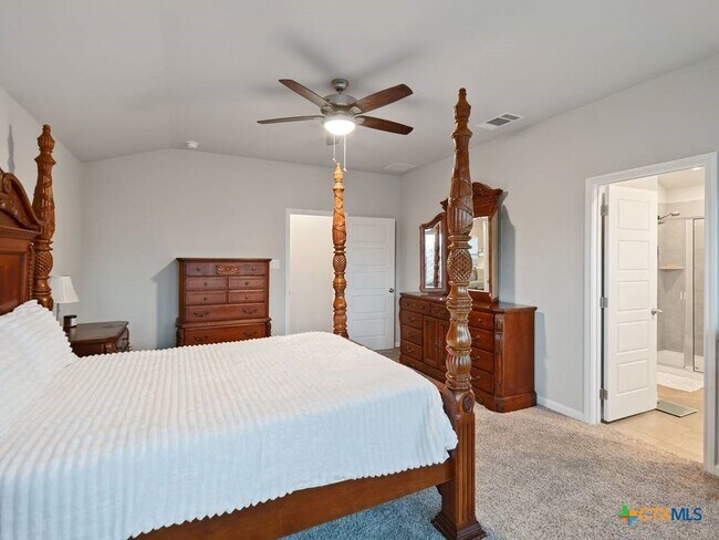 Building Photo - 3073 Charyn Wy