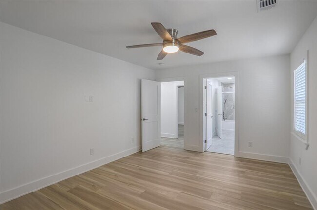Building Photo - 2041 Briarcliff Rd NE