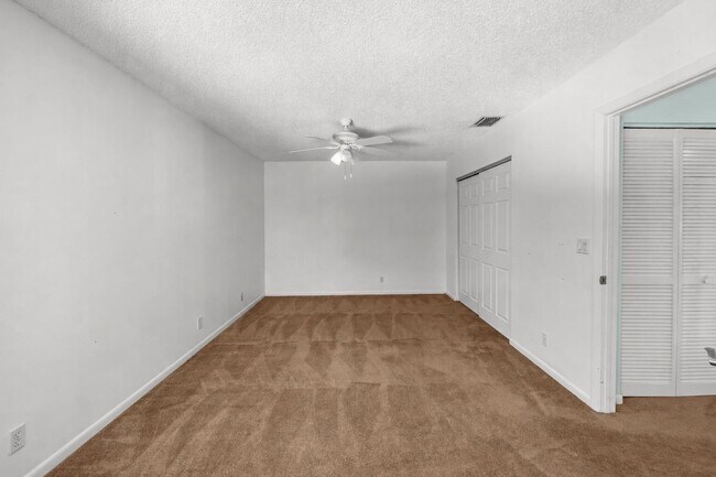 Building Photo - 10152 Aspen Way