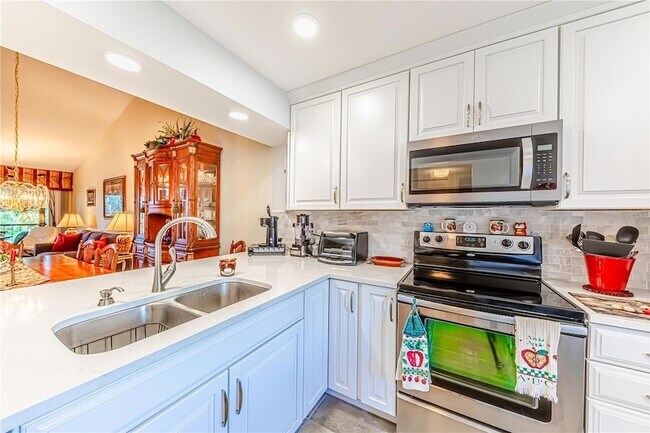 Building Photo - 688 Bird Bay Cir