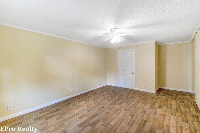 Building Photo - Don’t Miss Out! Look, Lease, and Live Specials EXTENDED to January 31st!