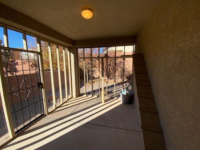 Building Photo - Beautiful 3 Bedroom Single Story Home Available Near Northern Blvd NW & Rainbow Blvd NE!