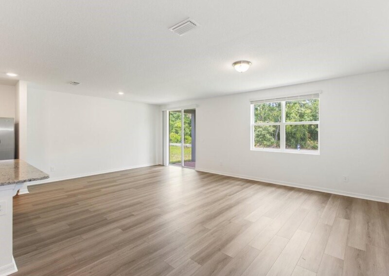 Building Photo - 2955 Sunstar Dr