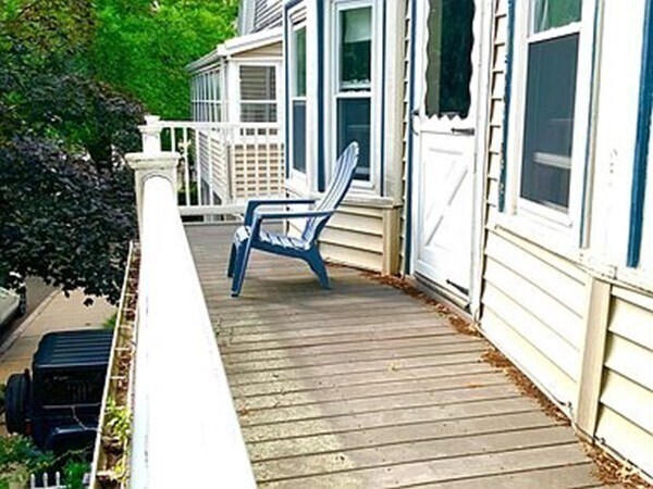 Building Photo - 33 Ossipee Rd