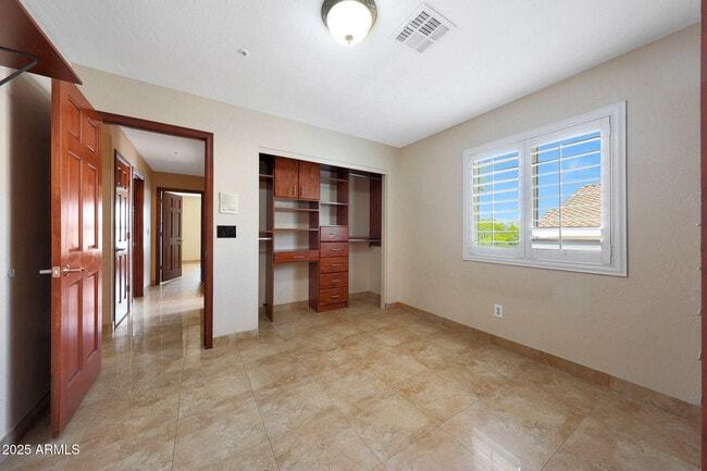 Building Photo - 8830 E Carol Way