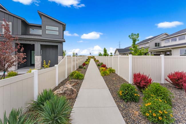 Building Photo - Modern Living in the Heart of Southeast Boise