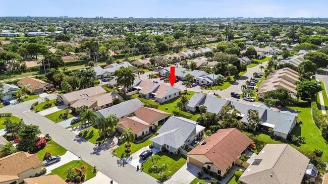 Building Photo - 2363 NW 13th Ct